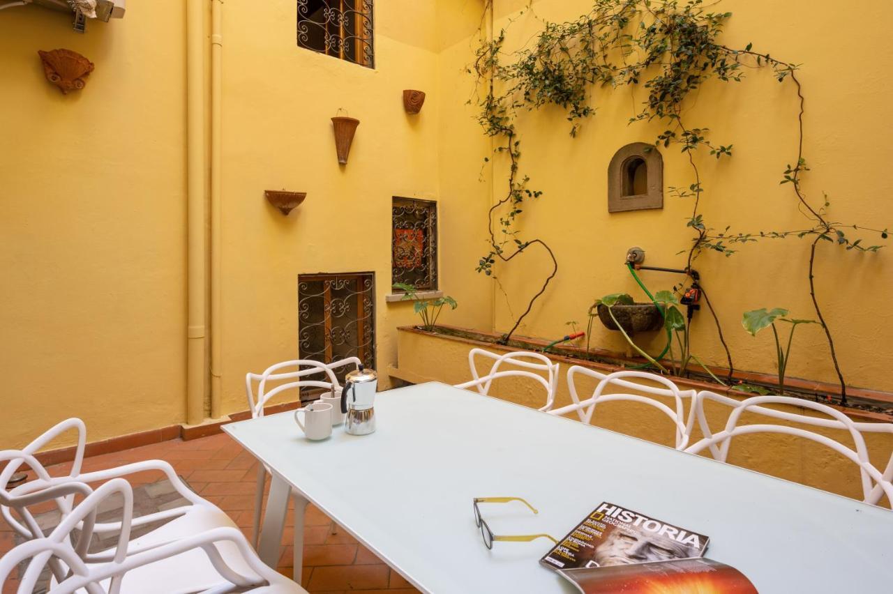 Palazzo Pitti Apartment With Terrace Florence Extérieur photo